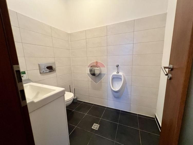 Birou, de 350 mp, în Cedonia
