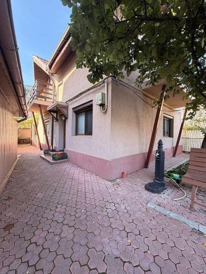 Casă cu 4 camere în Ultracentral