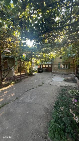 Casă cu 3 camere cu Teren 11000 Mp în Burdea