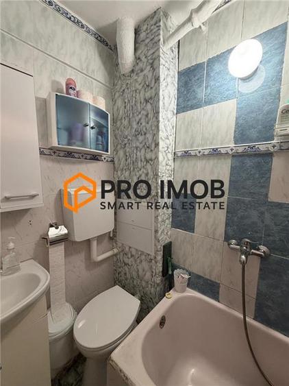 Apartament cu 2 camere decomandat, mobilat în 1 Decembrie