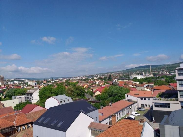 Persoana fizica inchiriez apartament 2 cam decomandate in ansamblul CBC Marasti - 6