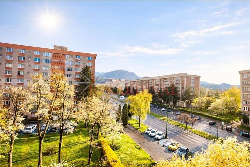 Apartament cu 2 camere semidecomandat în Ultracentral