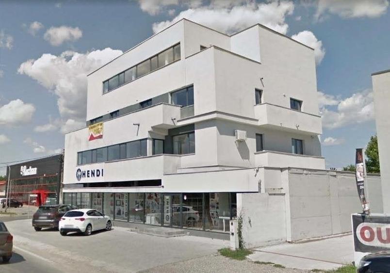 Birou, de 1,225 mp, în Ferme