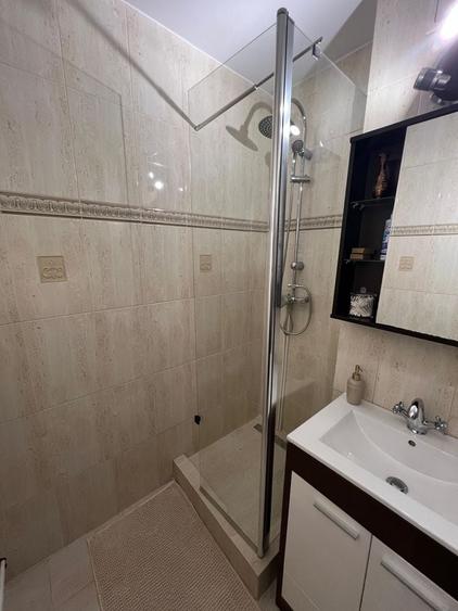 Apartament cu 2 camere decomandat în Rolast