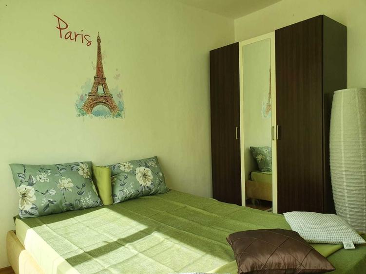 Apartament cu 2 camere decomandat în 9 Mai