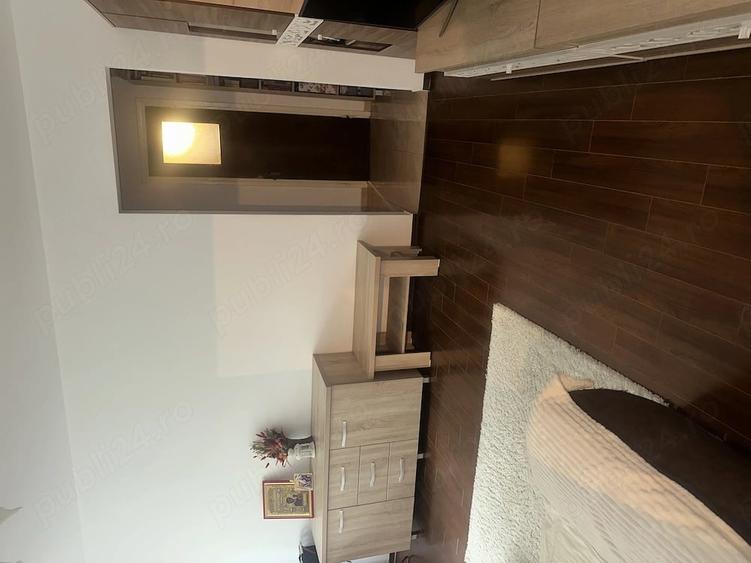 Apartament cu 3 camere semidecomandat în Ghencea