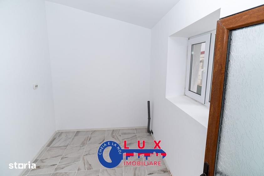 Casă cu 2 camere cu Teren 230 Mp în Babadag