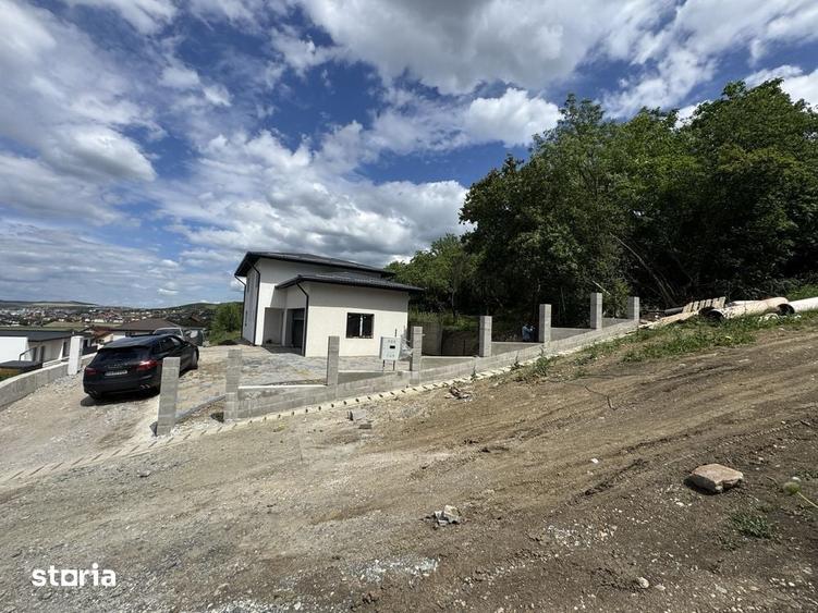 Casă cu 4 camere cu Teren 500 Mp în Apahida