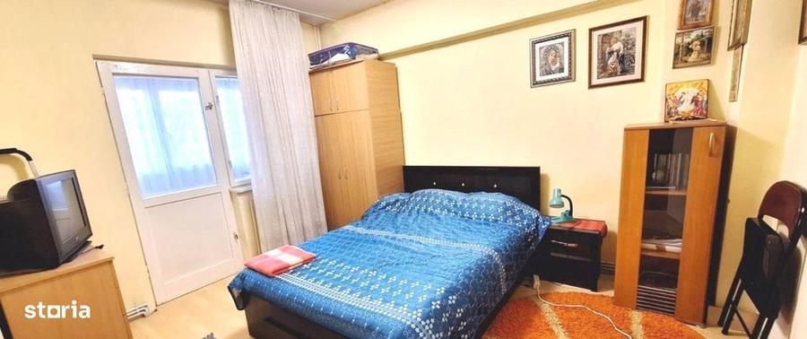 Apartament cu 3 camere decomandat, mobilat în Galata