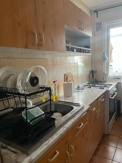 Apartament cu 2 camere semidecomandat în Pajura