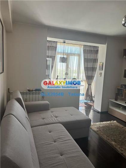 Apartament cu 3 camere semidecomandat, mobilat în Ștefan cel Mare