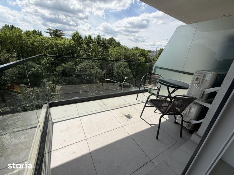 Apartament cu 2 camere decomandat în Berceni