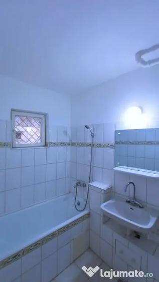 Apartament cu 2 camere decomandat în CET
