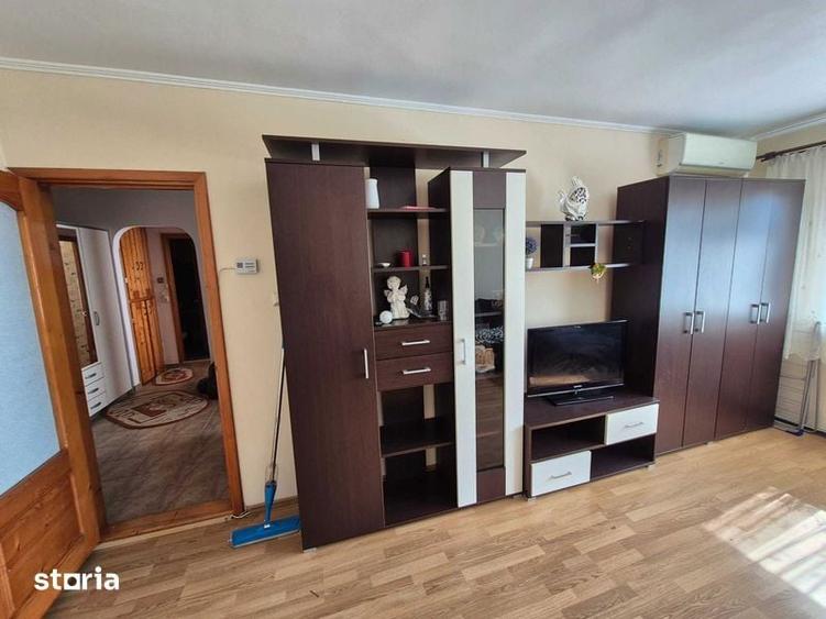 Inchiriez apartament 2 camere - 3