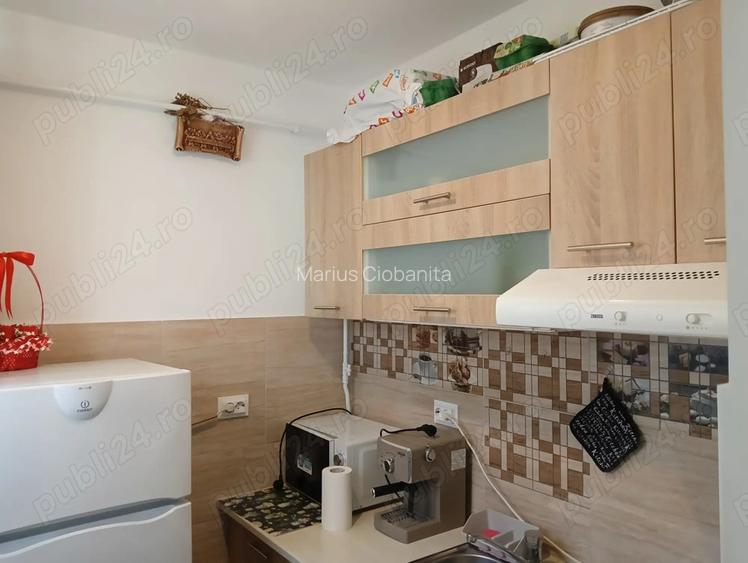 Inchiriez apartament nedecomandat
