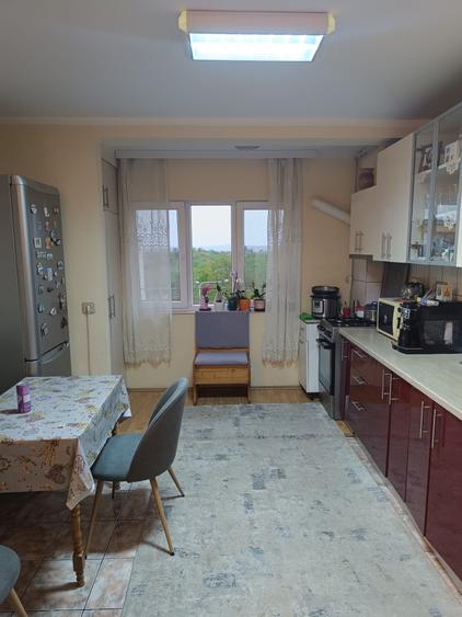 Apartament 2 camere, de vânzare, zona între lacuri, strada Tulcea,  etaj 3/4 - 1