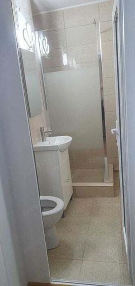 Ofer spre inchiriere garsoniera in Rm. Sarat - 3