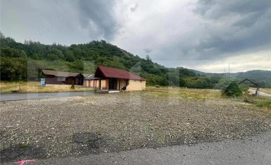 Teren 5.800 mp cu utilita?i ?i construc?ii existenteOportunitate de investi?ie! - 8