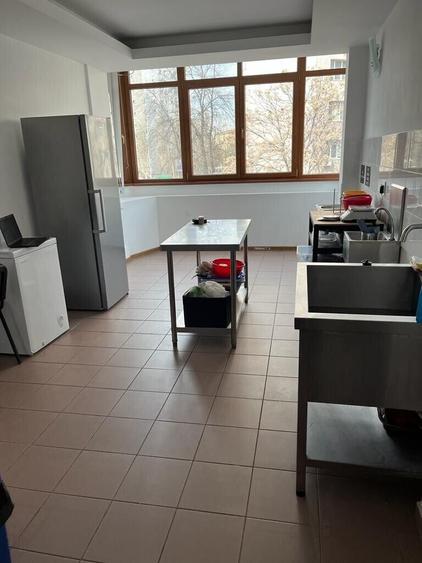 Titan - 1 Decembrie 1918 langa Piata Titan 90 mp - 2