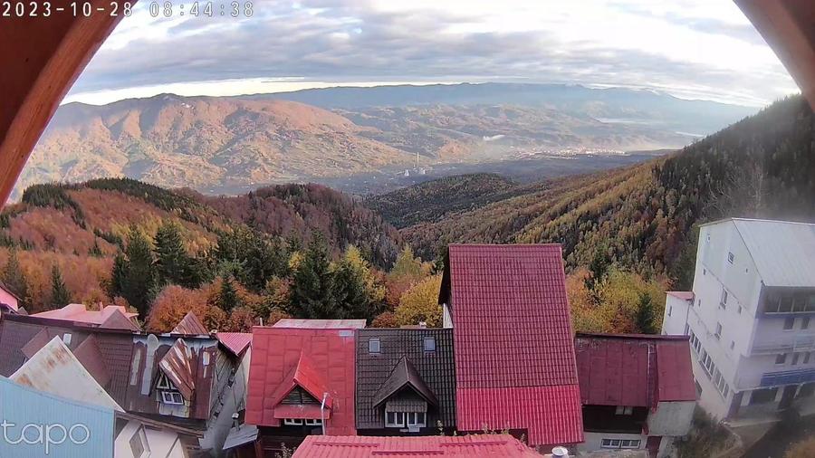 Oportunitate de investitie in STRAJA! Pensiune cu 10 camere zona partiei - 2