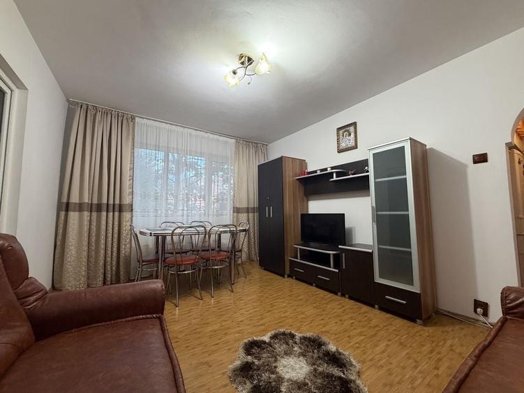 Inchiriez apartament micro IV - 3