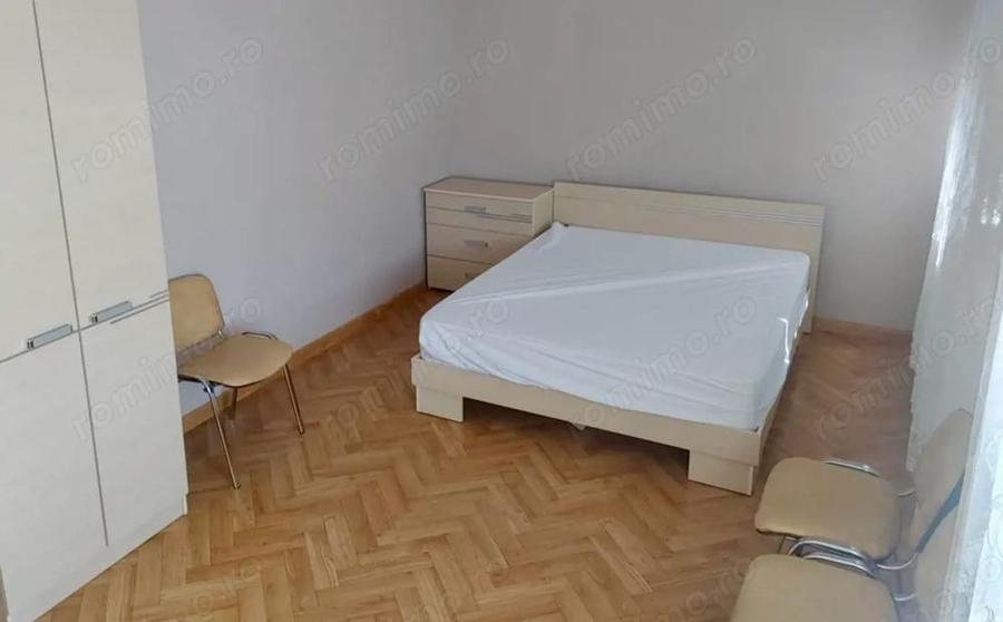 De inchiriat garsoniera in zona Lipovei - 3