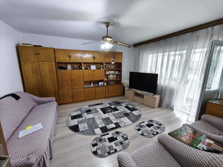 ROANDY-Apartament spatios cu multiple imbunatatiri-V.Calugareasca - 1