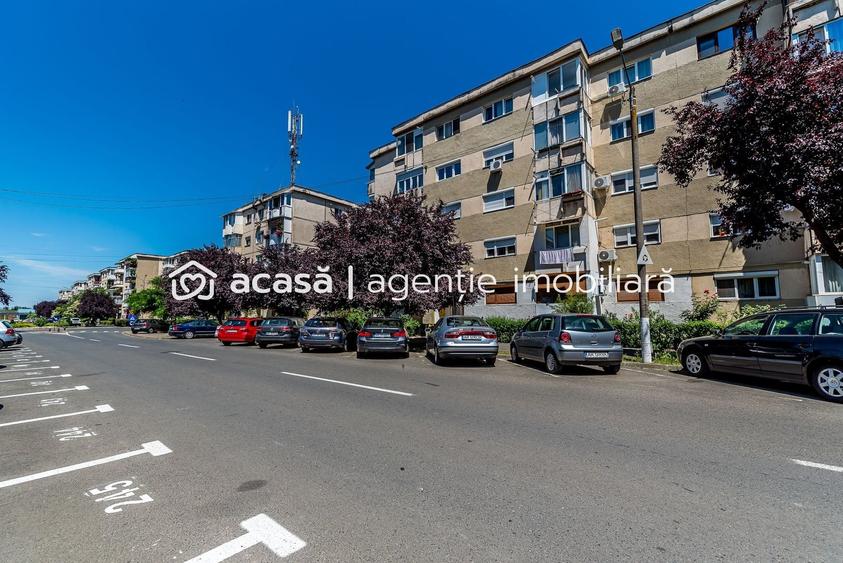 Ap 2 camere decomandat, renovat, 2 balcoane. Cartier Alfa Arad - 1