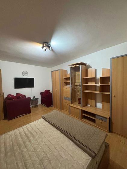 Inchiriez apartament cu o camera - 7