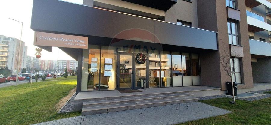 Spațiu comercial - 18mp de închiriat /cartierul Avantgarden - 3