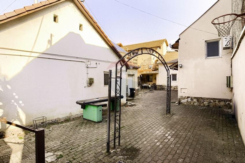 Cladire 10 camere de vânzare zona Intim/ Preluare chiriaș - 4