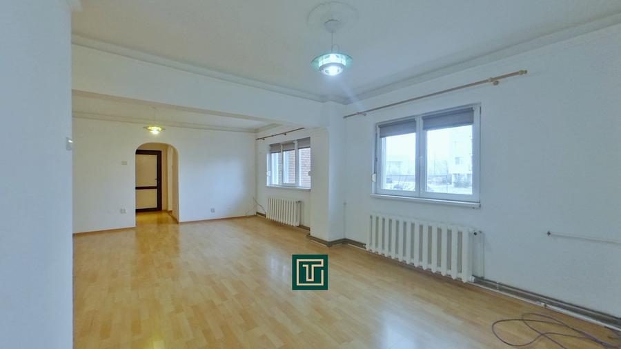 Apartament cu 4 camere de vânzare în Micălaca – spațiu generos și zonă excelentă - 1