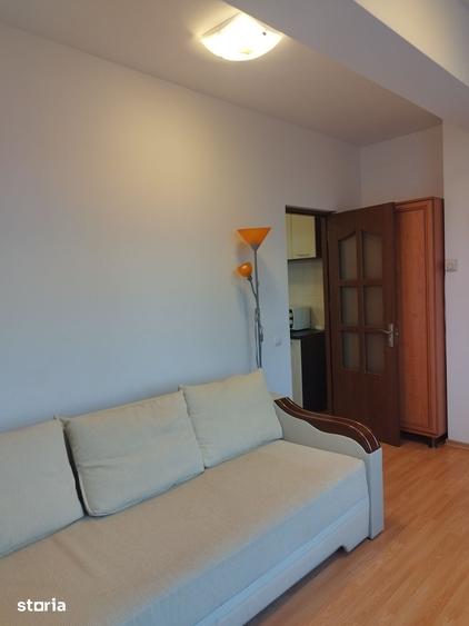 Apartament in bloc nou, zona centrala,str Traian - 4