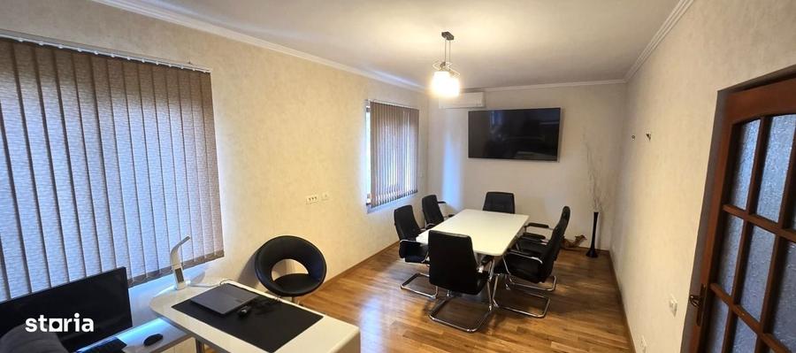 Casă cu 4 camere în Brâncoveanu