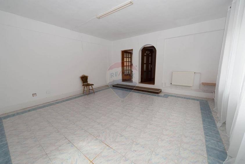 Spatiu comercial, birou, de inchiriat - in zona Domenii - 5