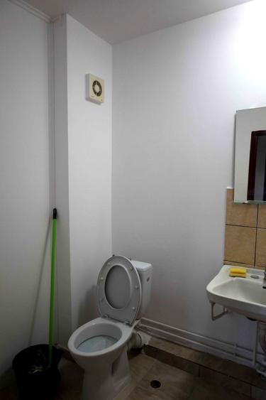 2 Camere Et.1/10 Decomandat An constructie 1980 Metrou Gorjului - 7