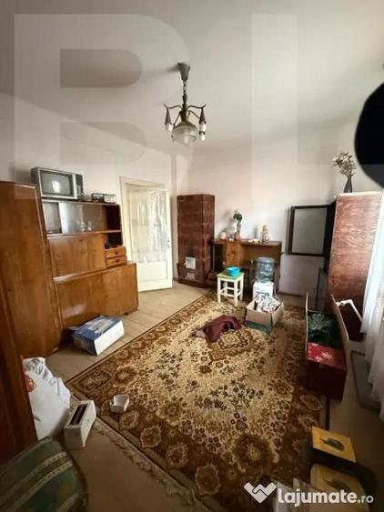 Casa de vanzare, cu 3 camere, doua bucatarii+teren in Simeri - 14