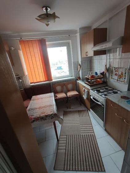 Inchiriez apartament cu 3 camera - 10