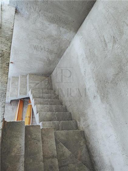 Duplex 5 camere - bucatarie inchisa - dormitor la parter - terasa mare - 2