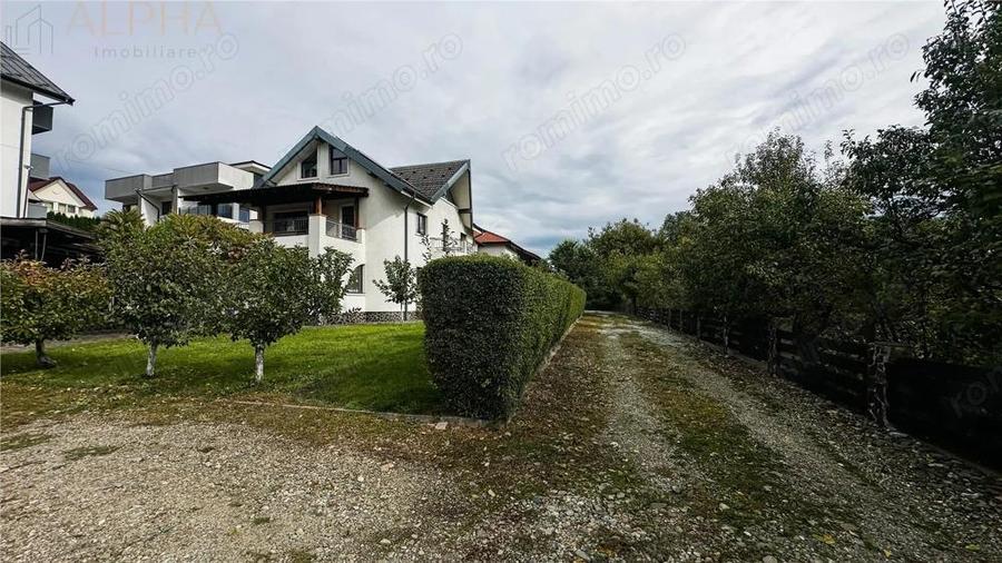 Casa Spatioasa 5 Camere, 325mp utili si Foisor, Teren 534mp - 9