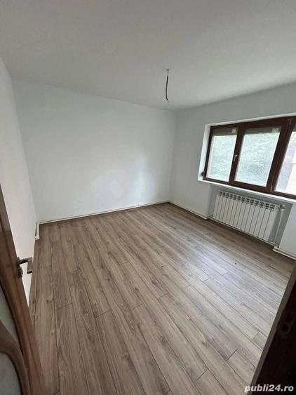 De vanzare 3 camere decomandate, zona Hotel Roman, renovat complet, 64.000 euro - 5