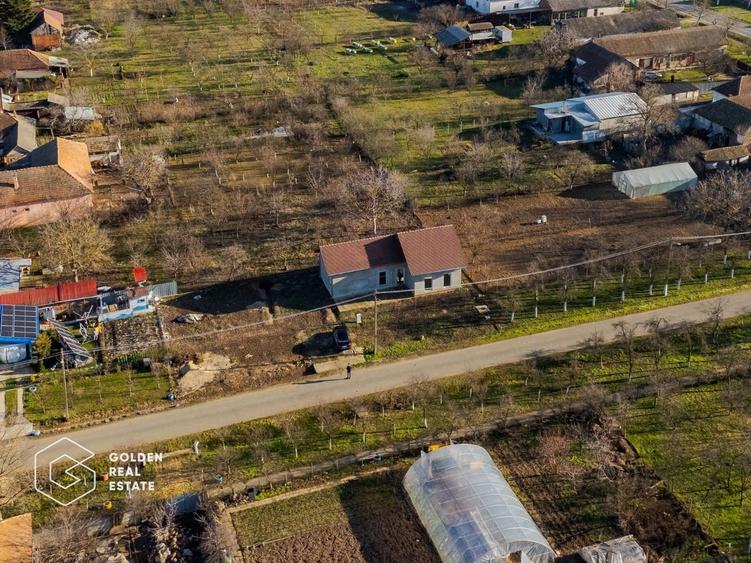 Casa la gri in Alunis,  teren 487 mp - 25