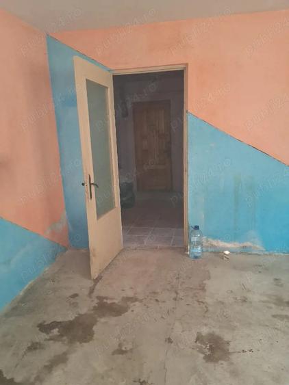 Garsoniera la parter Slobozia - 6