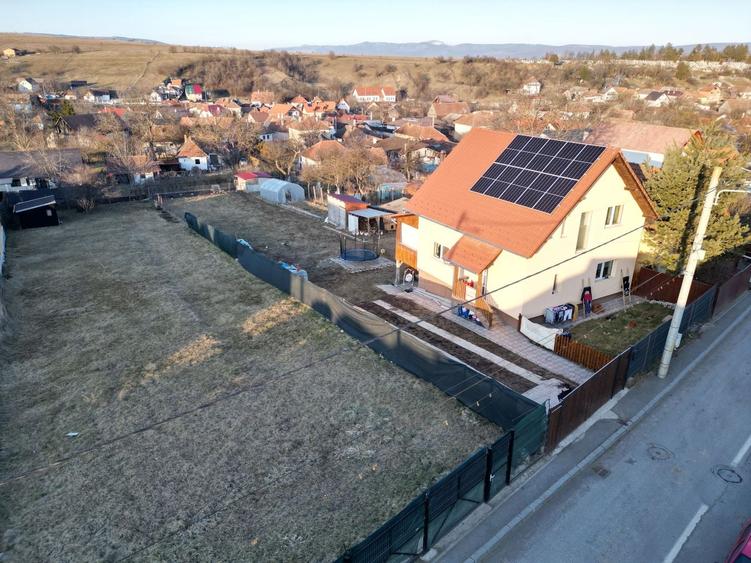 Casa cu 4 camere 123 M² utili + 500 M² teren Sfantu Gheorghe - 1