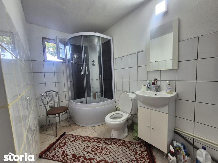 Casa cu 3 camere ?i teren generos de 4820 mp - 2