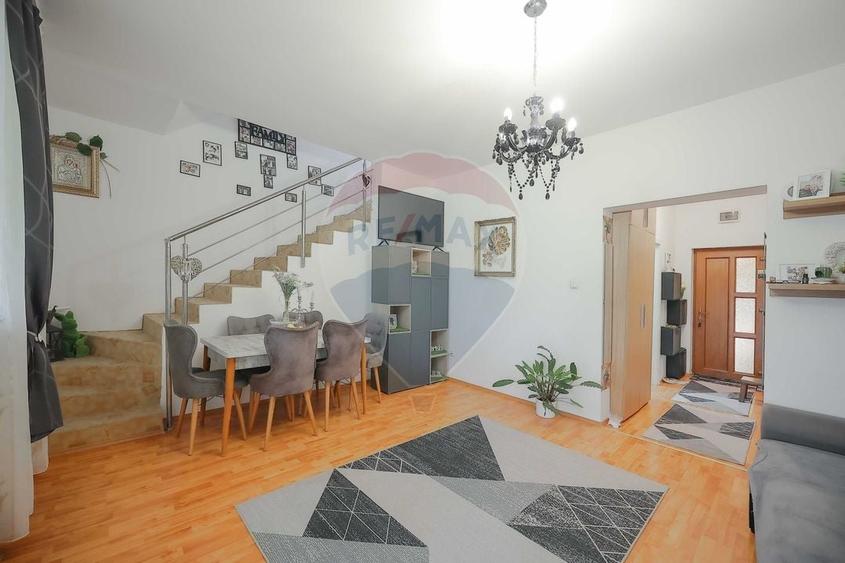 De vanzare - casa cu 3 camere, Biharia, Cartierul Nou - 1