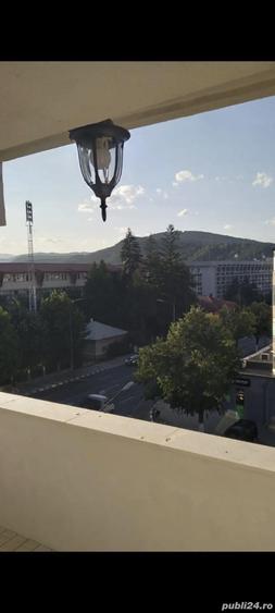 Inchiriez apartament - 2