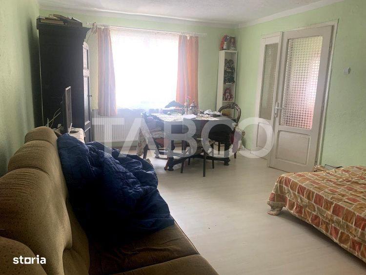 Casa de vanzare in curte comuna Str Podului nr 97 Gusterita - 2