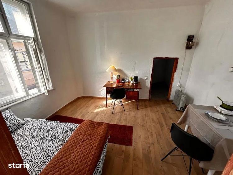 Central - Vanzare casa 5 camere - Str. Stelelor - 2