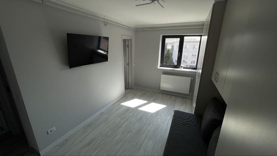 De inchiriat Garsoniera - 7